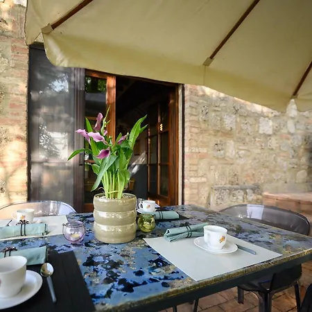 Tuscany Breath - Panoramic Pool & Tennis Court 펜션 *